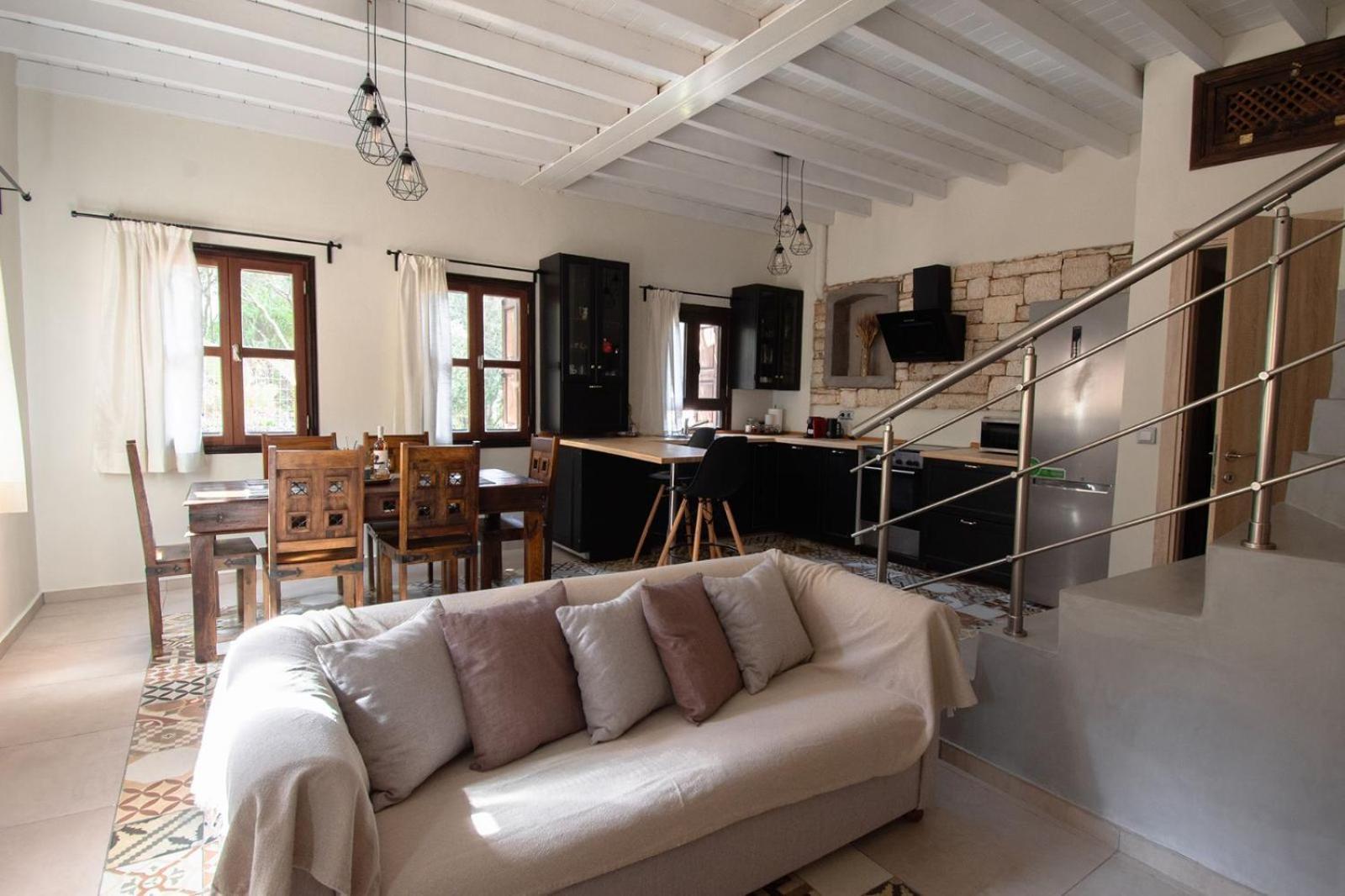 迈伊斯蒂Kavos House公寓 外观 照片